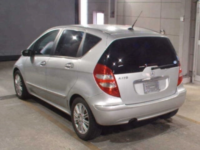 MERCEDES BENZ A CLASS