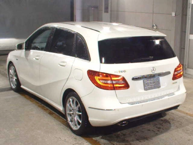 MERCEDES BENZ B CLASS