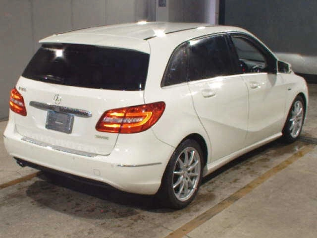 MERCEDES BENZ B CLASS