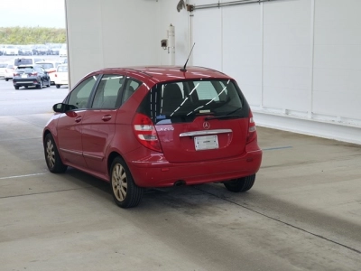 MERCEDES BENZ A CLASS