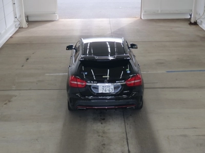 MERCEDES BENZ AMG GLA