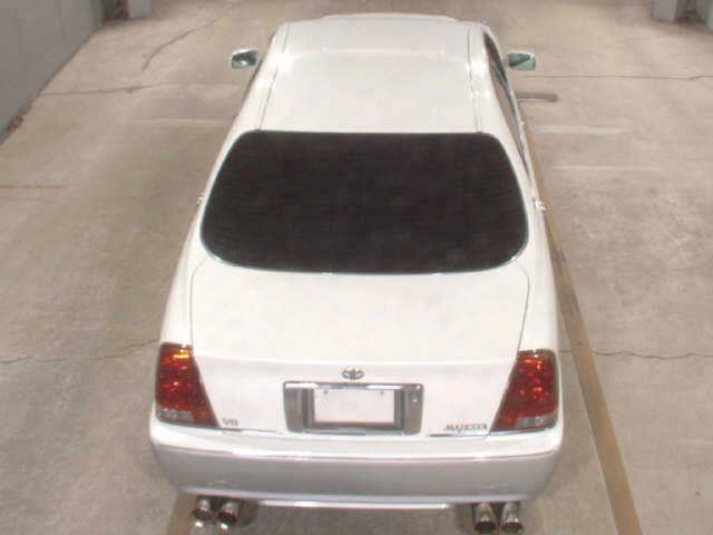 TOYOTA CROWN MAJESTA