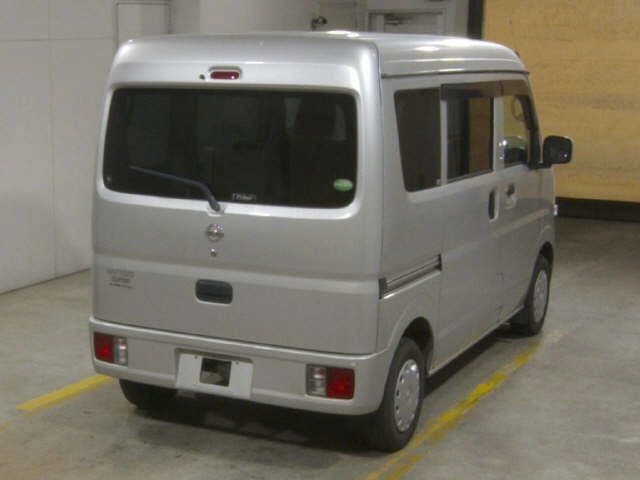 NISSAN NV100 CLIPPER