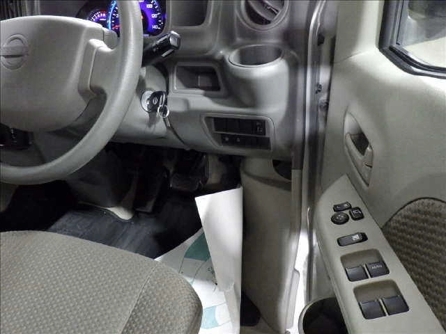 NISSAN NV100 CLIPPER