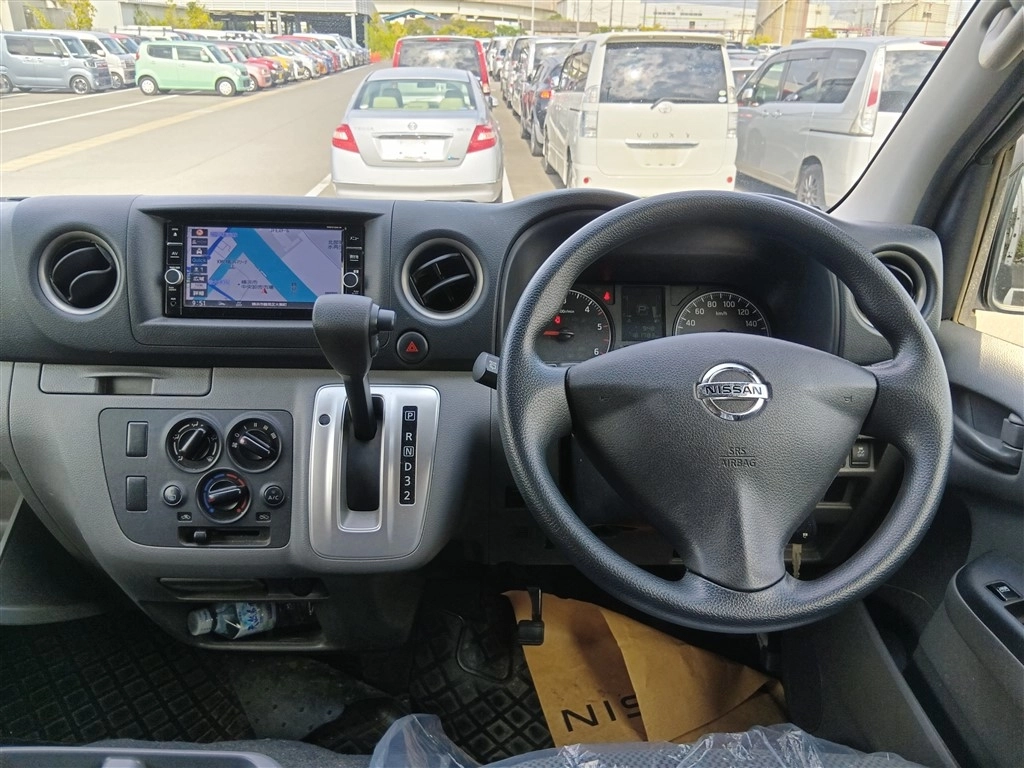 NISSAN NV350 CARAVAN