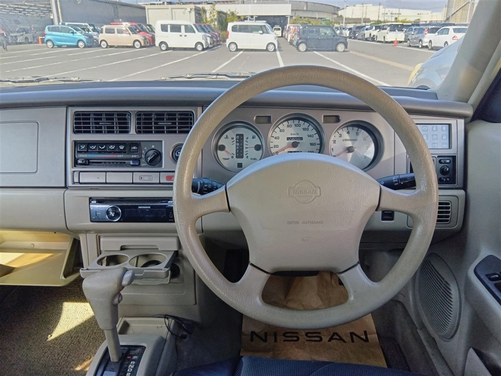 NISSAN RASHEEN
