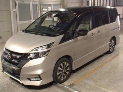 NISSAN SERENA