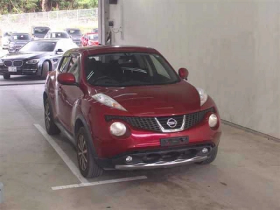 NISSAN JUKE