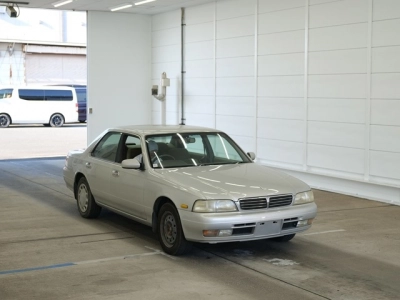 NISSAN LAUREL