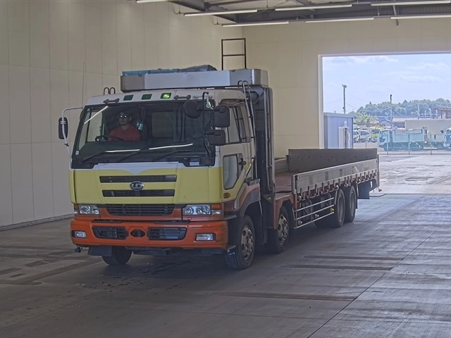 NISSAN UD