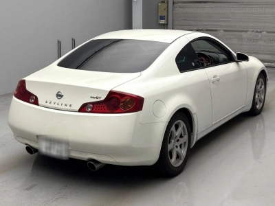 NISSAN SKYLINE