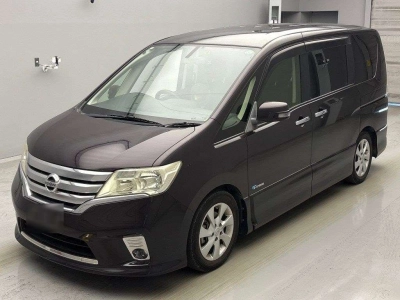 NISSAN SERENA