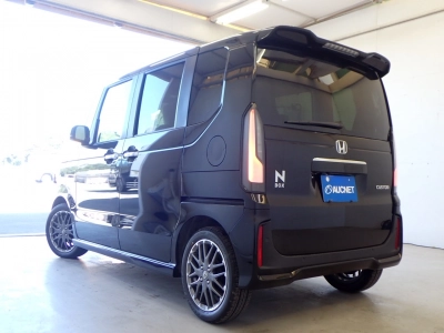 HONDA N BOX CUSTOM