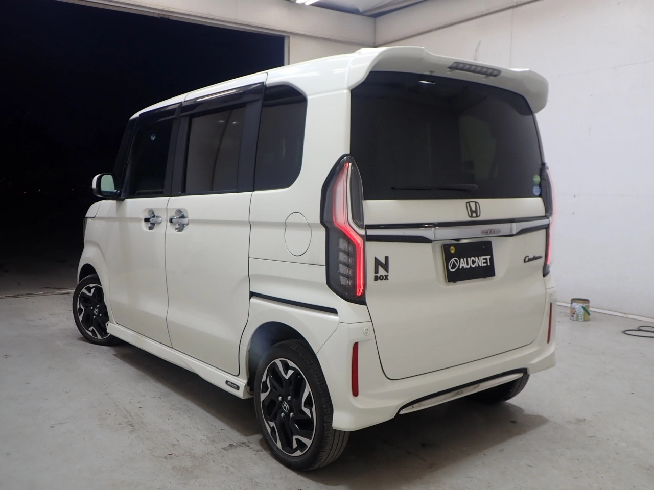 HONDA N BOX CUSTOM