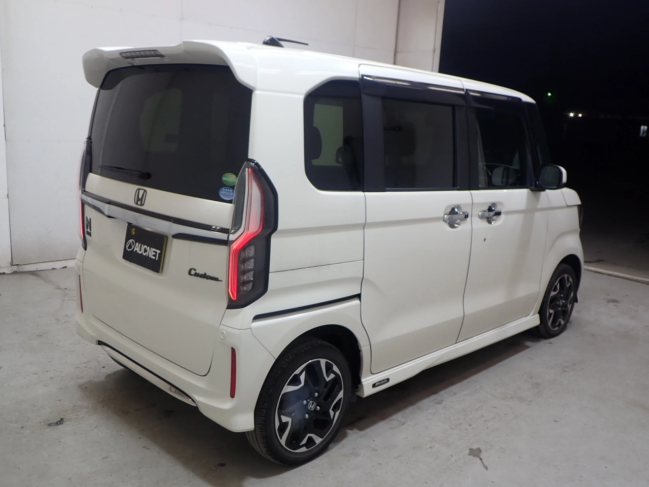 HONDA N BOX CUSTOM
