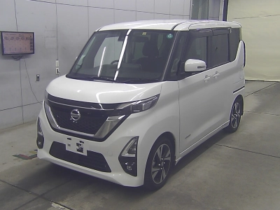 NISSAN ROOX