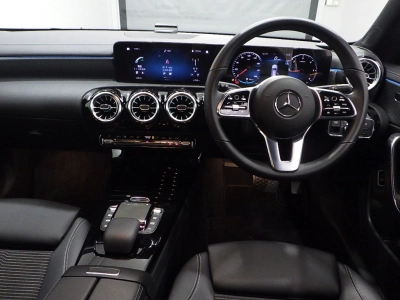 MERCEDES BENZ CLA SHOOTING BRAKE