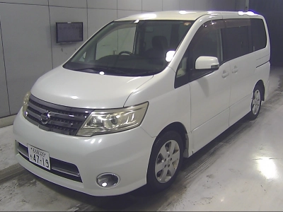 NISSAN SERENA