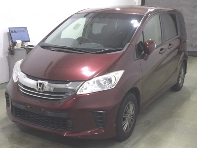 HONDA FREED