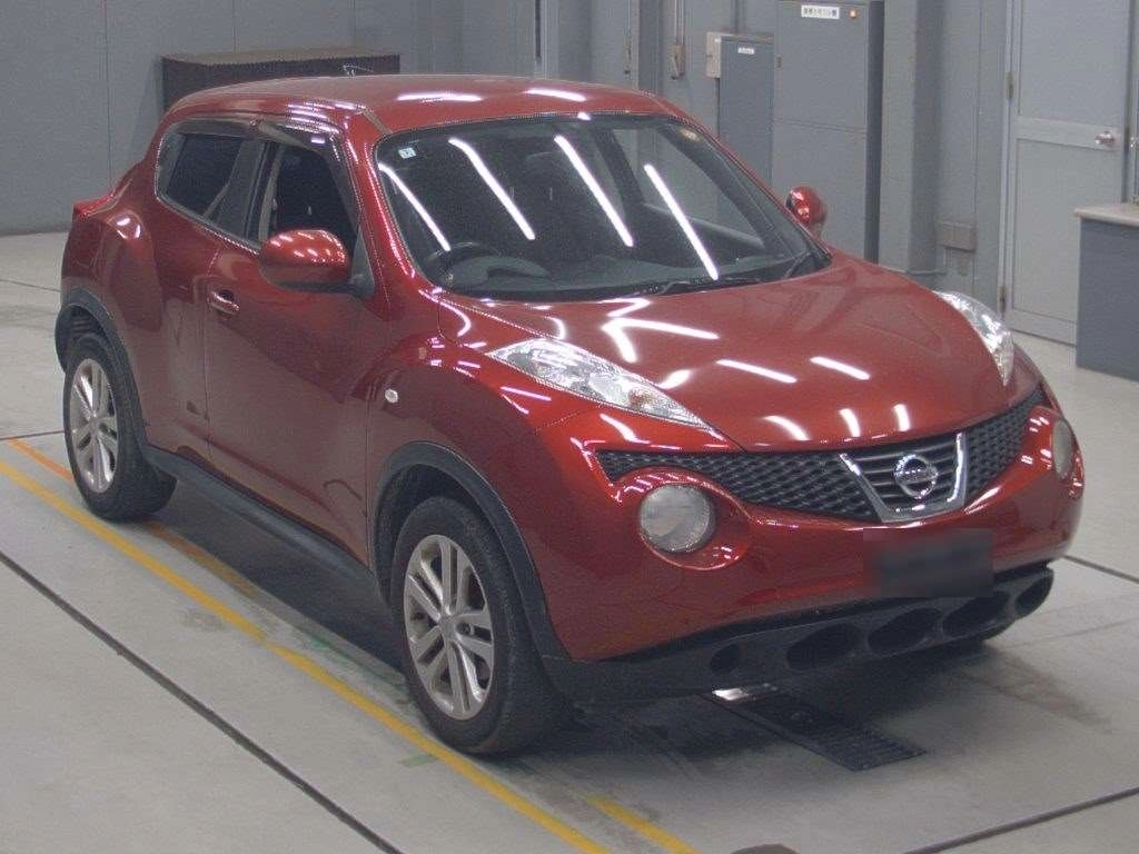 NISSAN JUKE