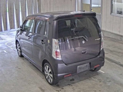 SUZUKI WAGON R STINGRAY