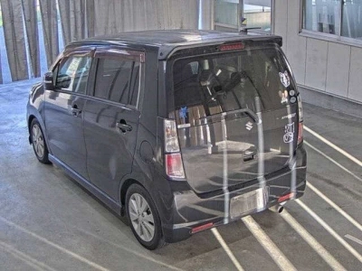 SUZUKI WAGON R STINGRAY