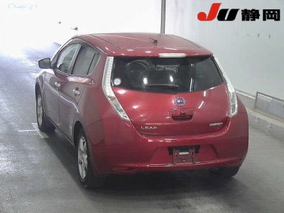 NISSAN LEAF