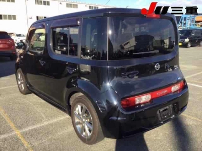 NISSAN CUBE
