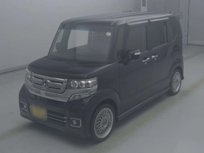 HONDA N BOX CUSTOM