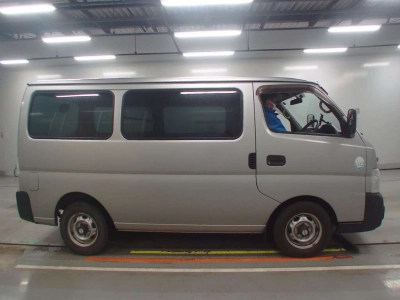 NISSAN CARAVAN