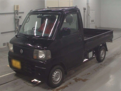 NISSAN CLIPPER TRUCK