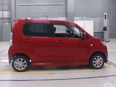 SUZUKI WAGON R STINGRAY
