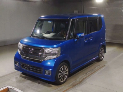 HONDA N BOX CUSTOM