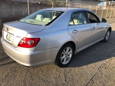 TOYOTA MARK X