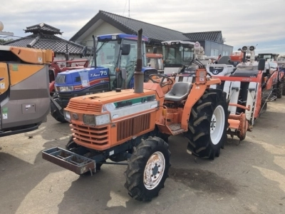 KUBOTA KUBOTA