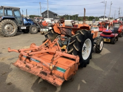 KUBOTA KUBOTA