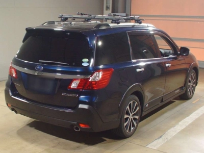 SUBARU EXIGA CROSSOVER 7
