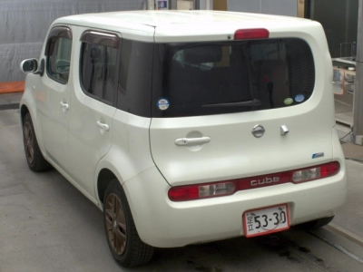 NISSAN CUBE