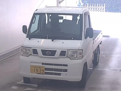 NISSAN NT100 CLIPPER