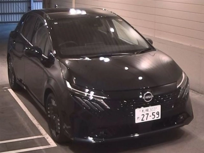 NISSAN AURA