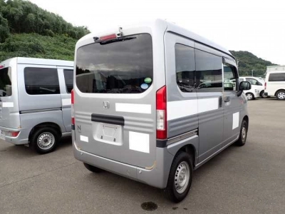 HONDA N-VAN