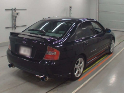 SUBARU LEGACY B4