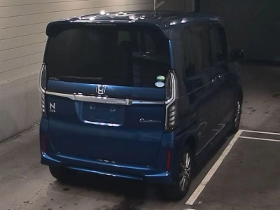HONDA N BOX CUSTOM