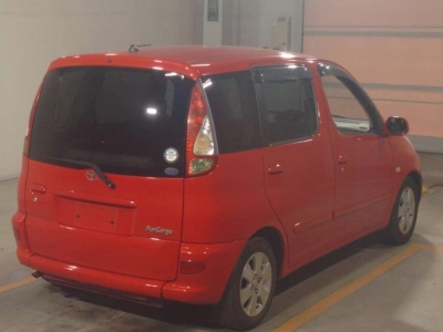 TOYOTA FUN CARGO