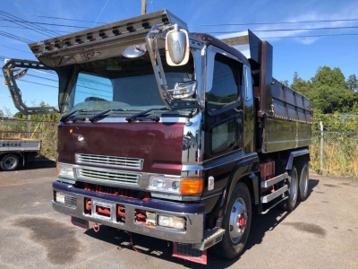 MITSUBISHI FUSO SUPER GREAT