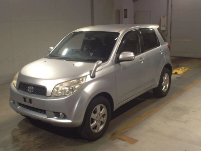 TOYOTA RUSH