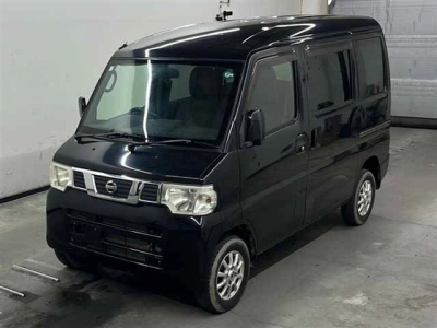 NISSAN NV100 CLIPPER