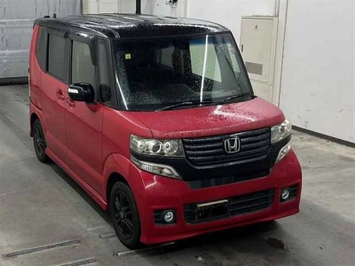 HONDA N BOX CUSTOM