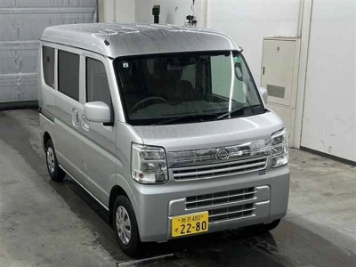 NISSAN NV100 CLIPPER