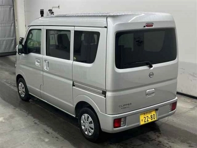 NISSAN NV100 CLIPPER